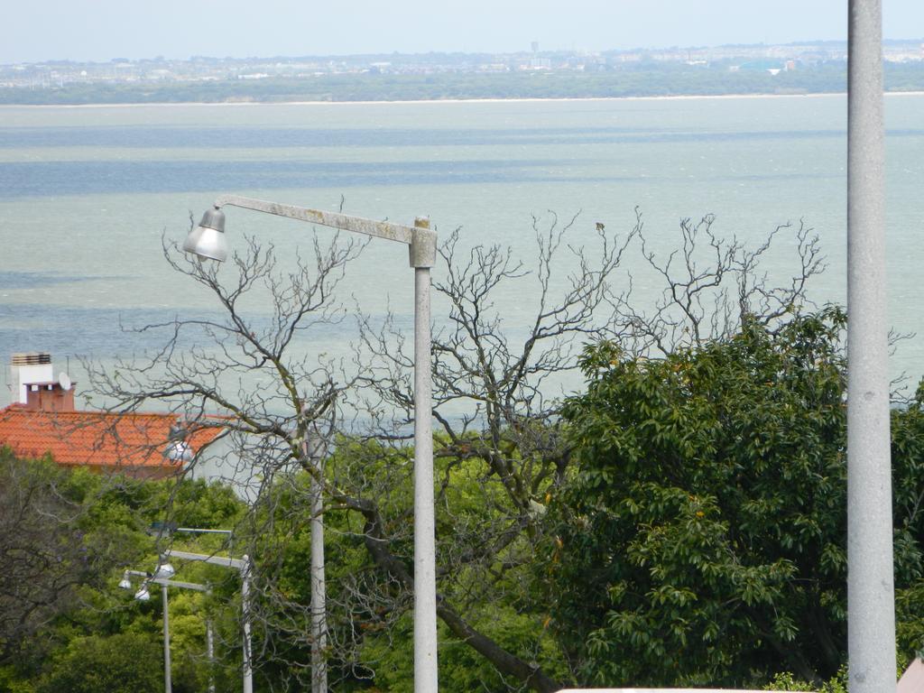 Feel Alfama Apartment Lisboa Eksteriør bilde